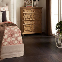Mullican Artisanal Engineered Red Oak Hardwood Floor Oakmont Ebony